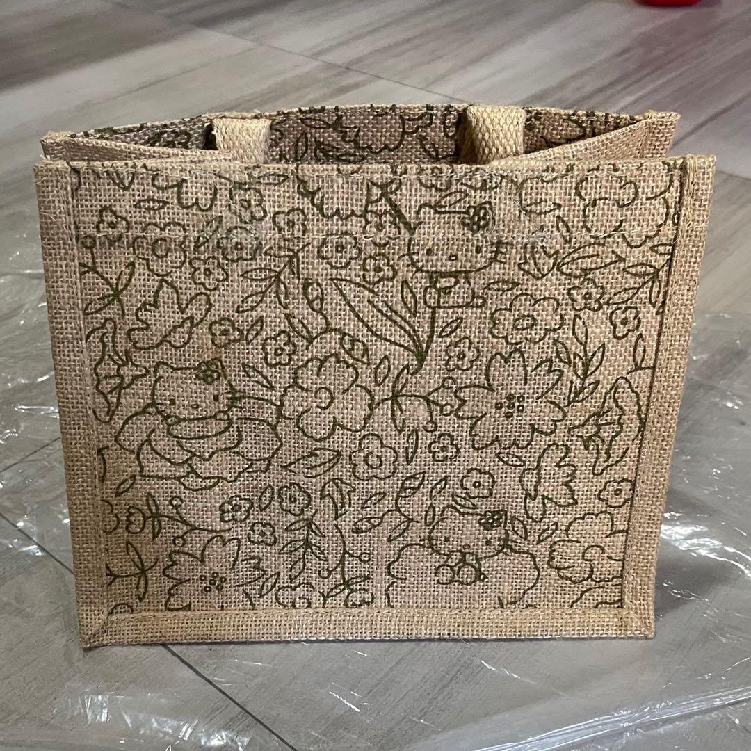 Hello Kitty Jute Bag, 女裝, 手袋及銀包, Tote Bags Carousell
