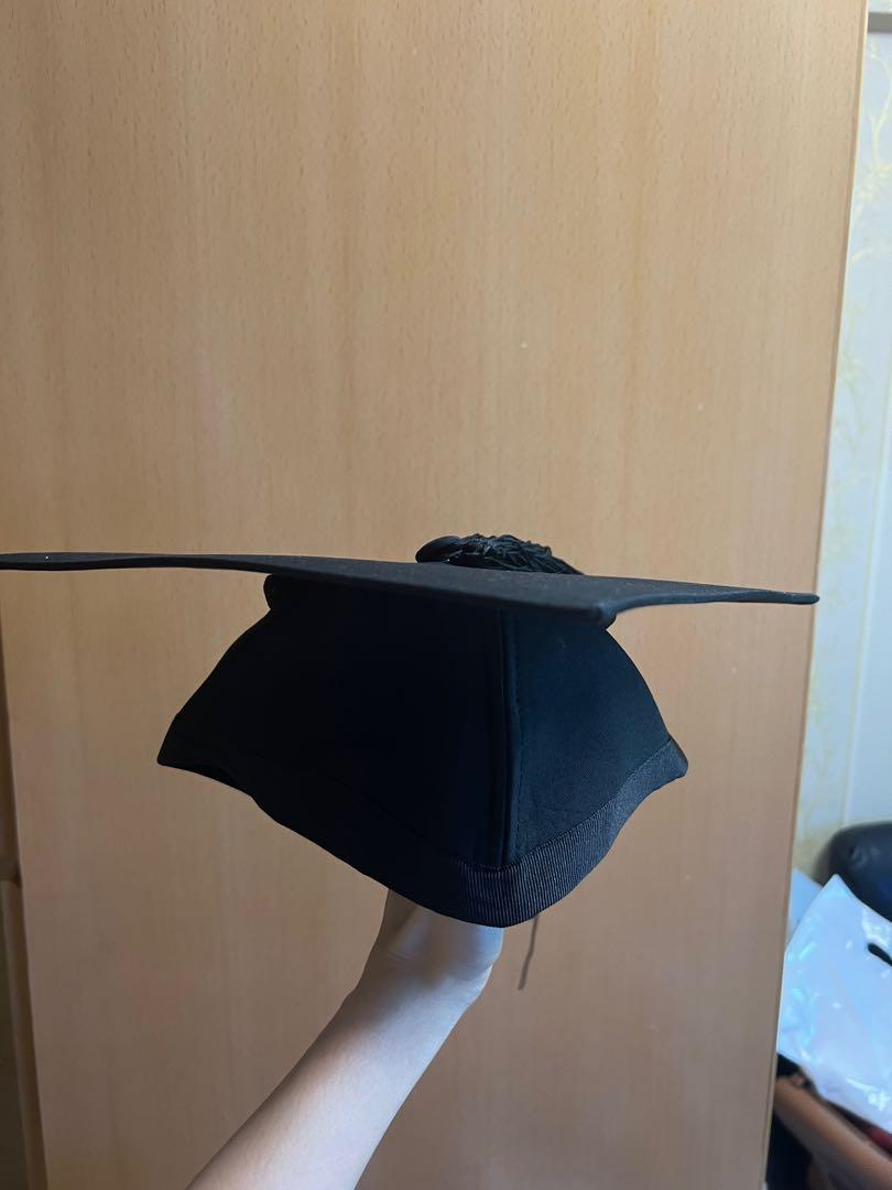 HKU Faculty of Medicine Graduation Gown 香港大學醫學院畢業袍連帽, 其他, 其他 Carousell