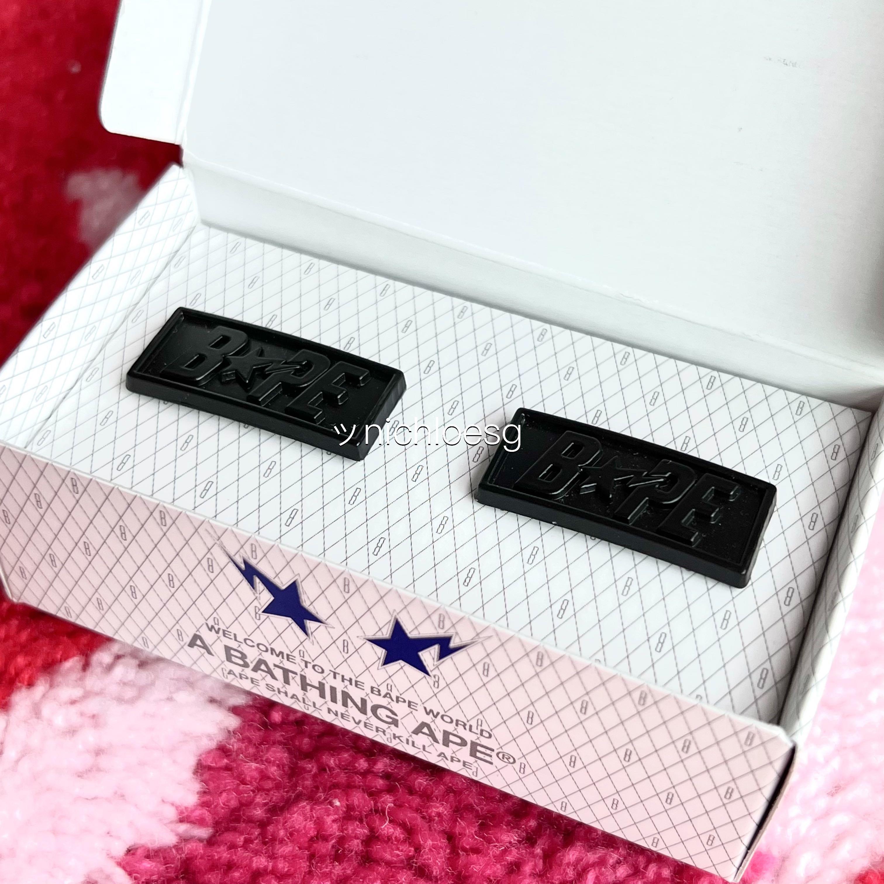 INSTOCK BAPE STA SHOELACE CHARM, Men's Fashion, Footwear, Shoe inserts