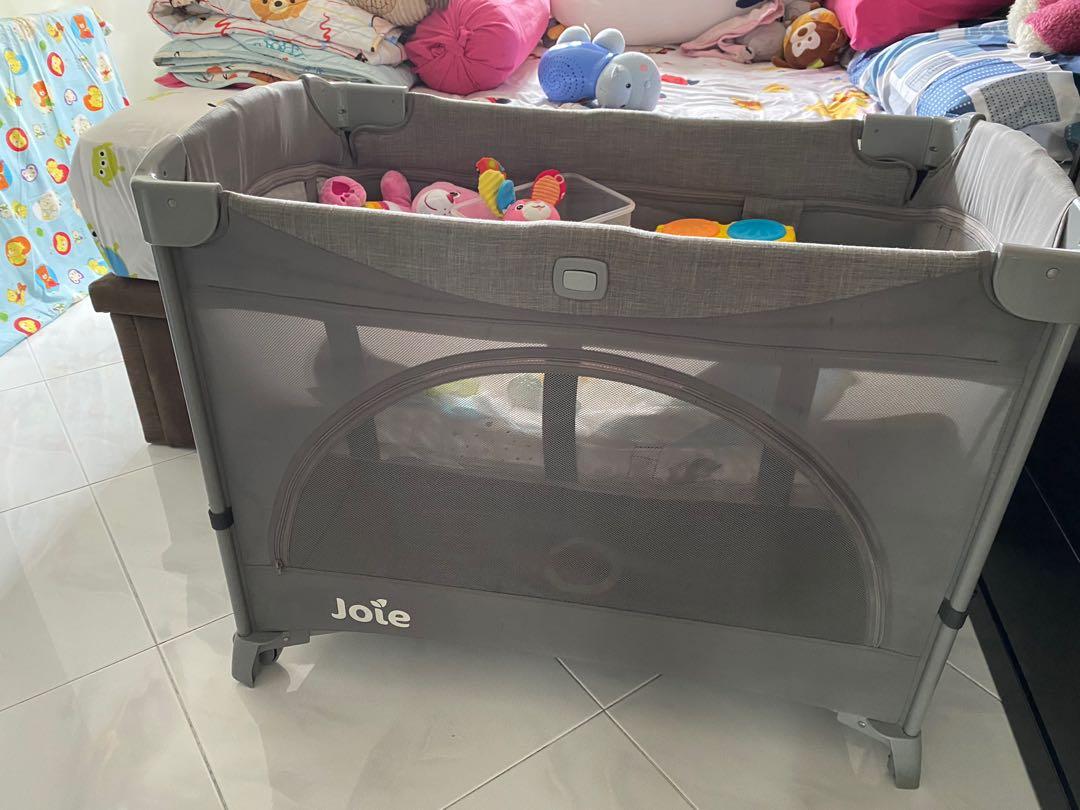 joie baby bed, Babies & Kids, Baby Nursery & Kids Furniture, Cots