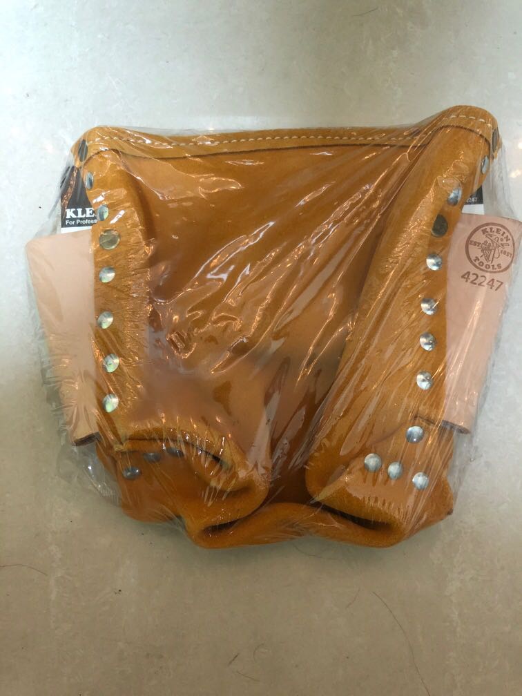 Klein Tools Leather Bolt Bag/Tool Pouch /Tool Bag 42227 (Work at height