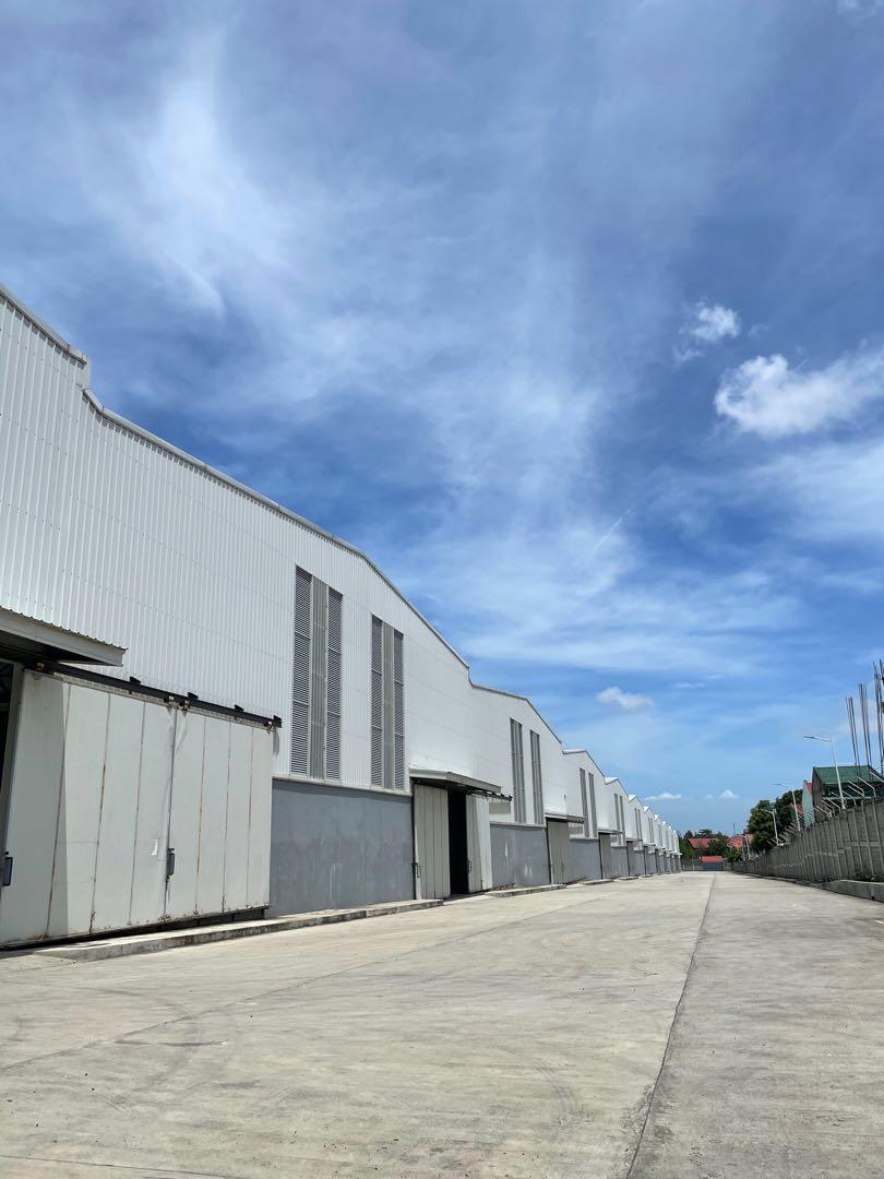 Laguna Warehouse for Lease (Category: Commercial) located in Makati City. Submitted by keilah.merealty (Listing ID 1158716605, Image 2). Description: Warehouse for Lease in Laguna area Non Peza / Peza 1650 sqm to 10,000 sqm With loading bays Near toll exit Rental rate: 220 pesos/sqm.