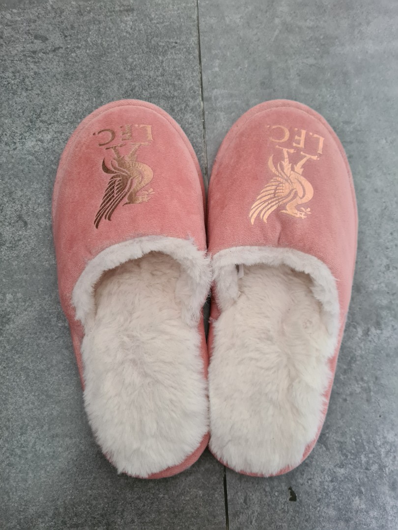 Lfc slippers outlet