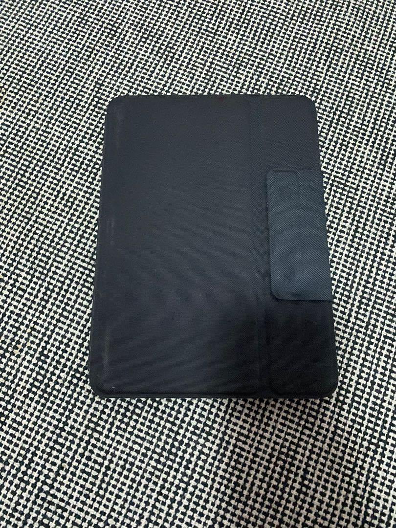 Logitech Rugged Folio Keyboard Case for iPad 7th/8th/9th gen 10.2