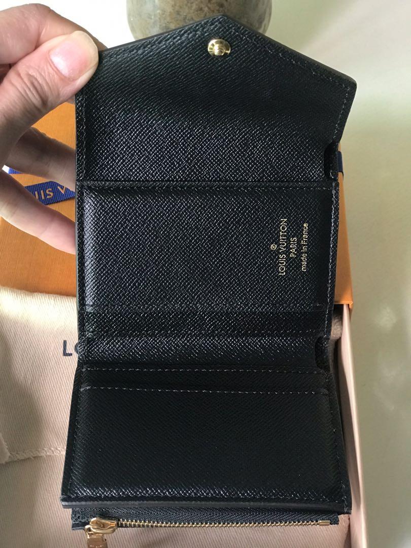 Been eyeing the Zoe wallet in reverse monogram for a while and my fiancé  surprised me for our anniversary 🫶 : r/Louisvuitton