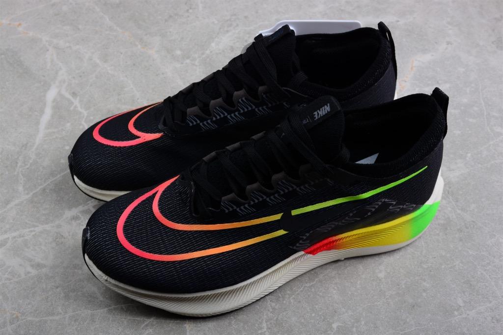 Nike zoom fly flyknit recensioni hot sale