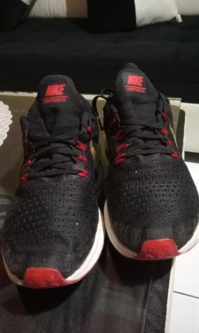 Sepatu Nike zoom pegasus original size 44, Fesyen Pria, Sepatu , Sneakers  di Carousell