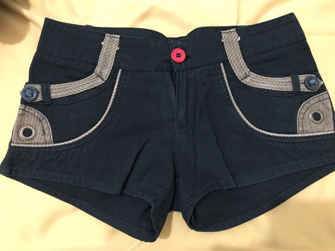 Short Pants / hot pants, Fesyen Wanita 