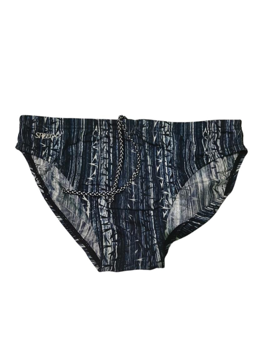 Speedo swimming trunks (Category: Swim Trunks & Board Shorts) located in Quezon City. Submitted by rc7tinc (Listing ID 1158772476, Image 1). Description: Preloved collection 💯Original Tag : D4 61cm /46 Waist : 28 inches extensible Color may vary due to lighting.