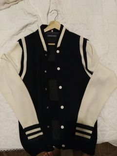 (Category: ) located in . Submitted by yeong898 (Listing ID 1158783685, Image 1). Description: .