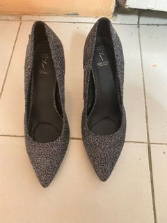 (Category: ) located in . Submitted by luxury.items.etc (Listing ID 1158824348, Image 1). Description: .