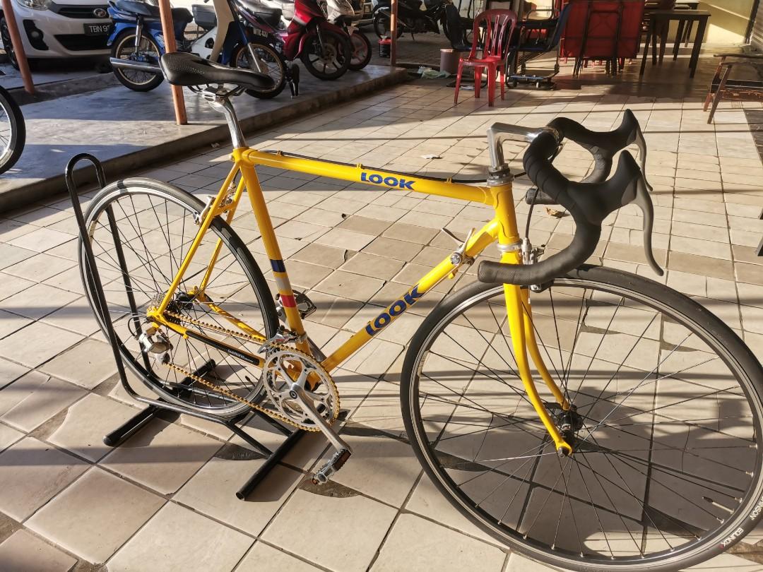 Vintage Look Design Road Bike