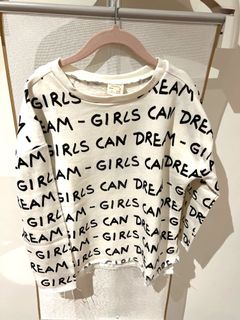 (Category: ) located in . Submitted by gracefilledclosets (Listing ID 1158790979, Image 1). Description: .
