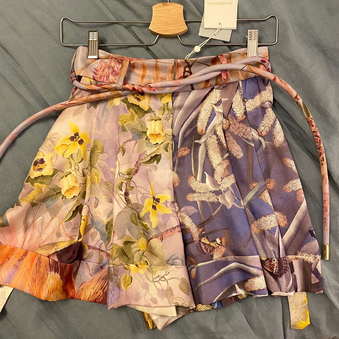 ZIMMERMANN BOTANICA BOOK PRINT SHORTS 