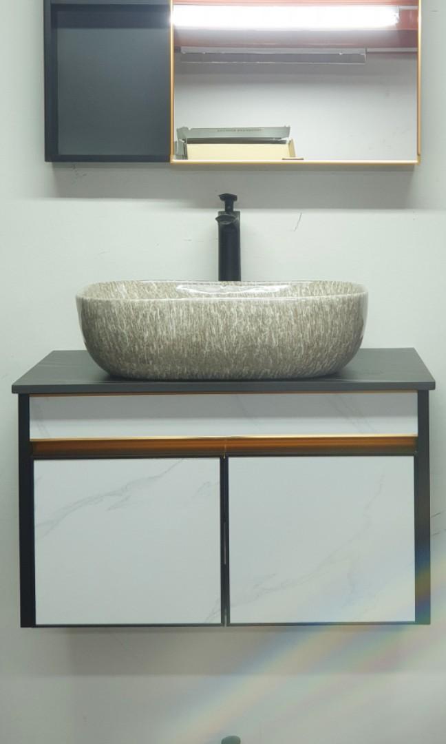 70cm White Marble Gold Bathroom Vanity Set with Designer Basin (Mirror