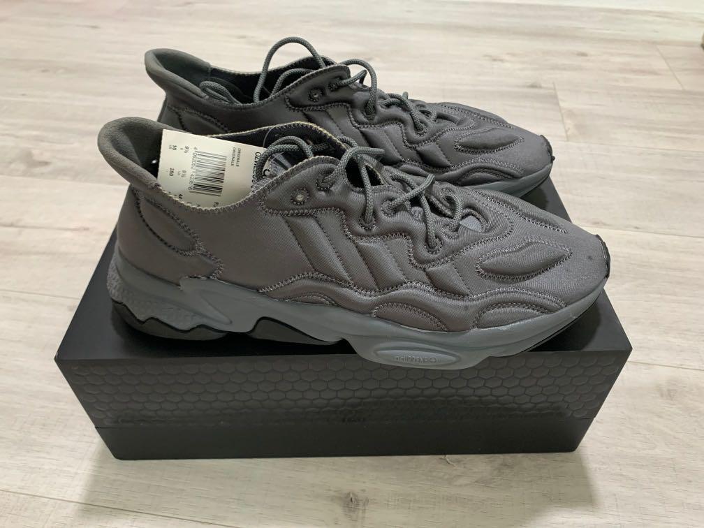 Adidas Ozweego Tech Dark Grey, Men's Fashion, Footwear, Sneakers on  Carousell