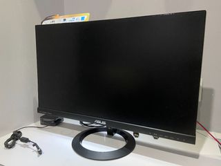 （分類：）位於 。 由 henkry 提交（商品編號 1158987024，圖片 1）。簡介： 。