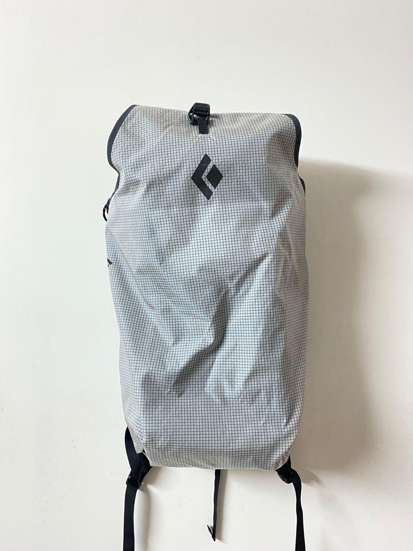 Black diamond trail blitz 16 2025 backpack