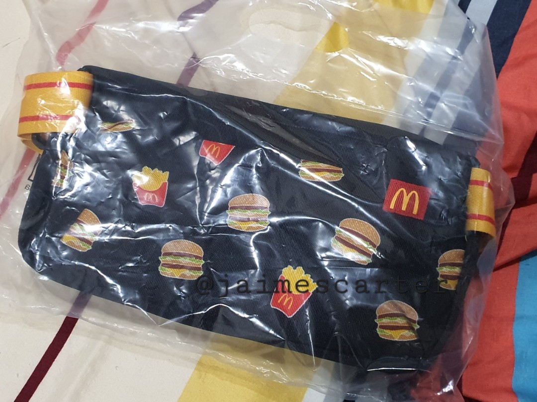 BNIB McDonald's CrossBody Bag Big Mac & Fries, Women's Fashion, Bags