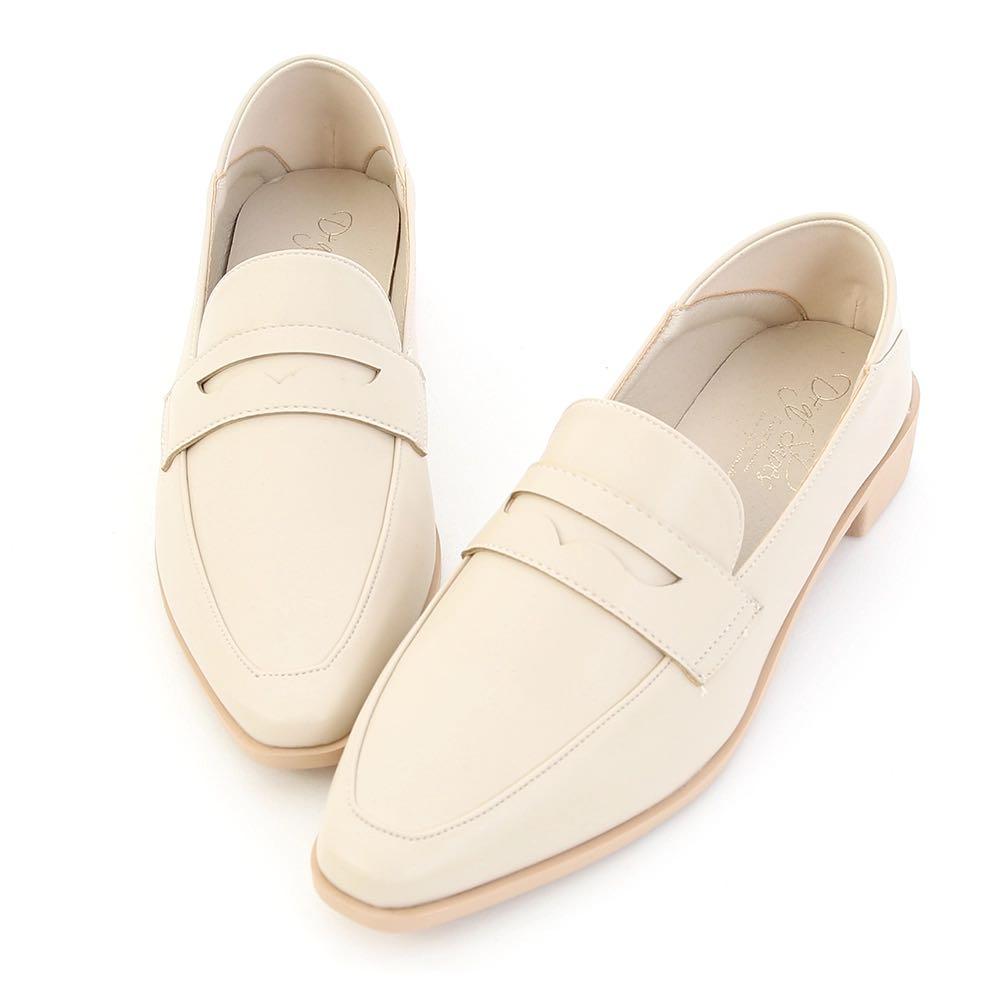 White cheap pointed loafers