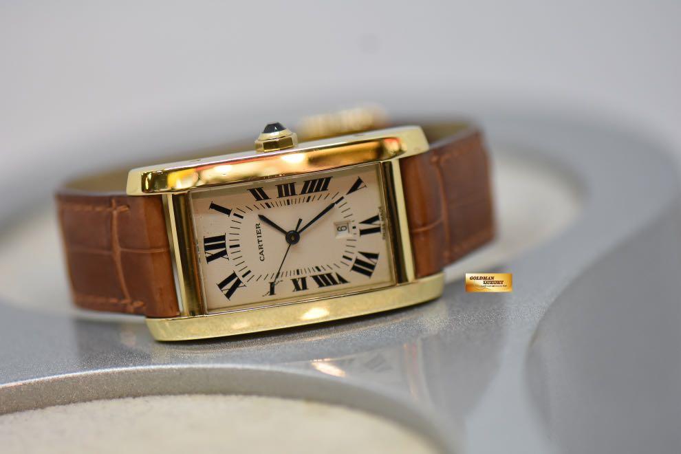 CARTIER TANK AMERICAINE MEDIUM YELLOW GOLD IN LEATHER STRAP