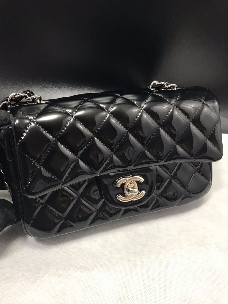 Chanel Classic Flap Mini Bag Fuschia - Patent Leather