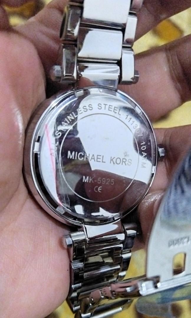 PilihPreloved CRAZY SALE! Michael Kors 