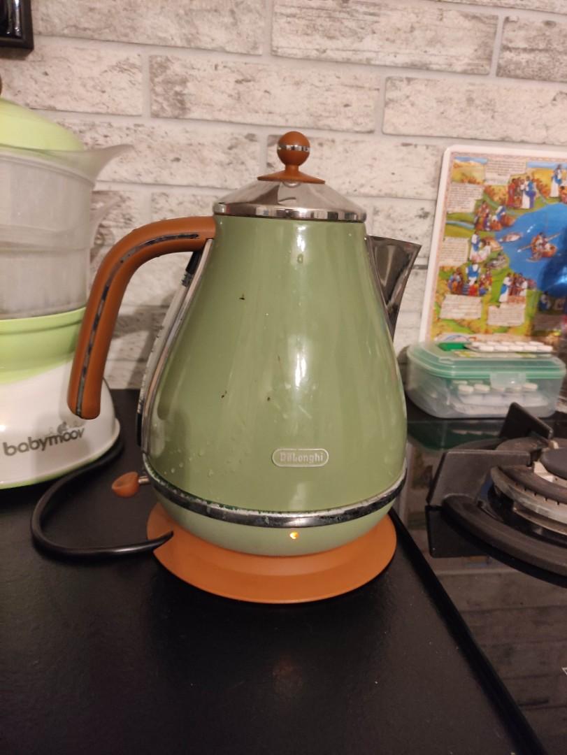 Delonghi Olive Green Kettle, TV & Home Appliances, Kitchen Appliances