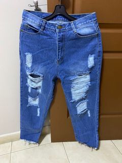 (Category: ) located in . Submitted by thewardrobespace (Listing ID 1158981092, Image 1). Description: .