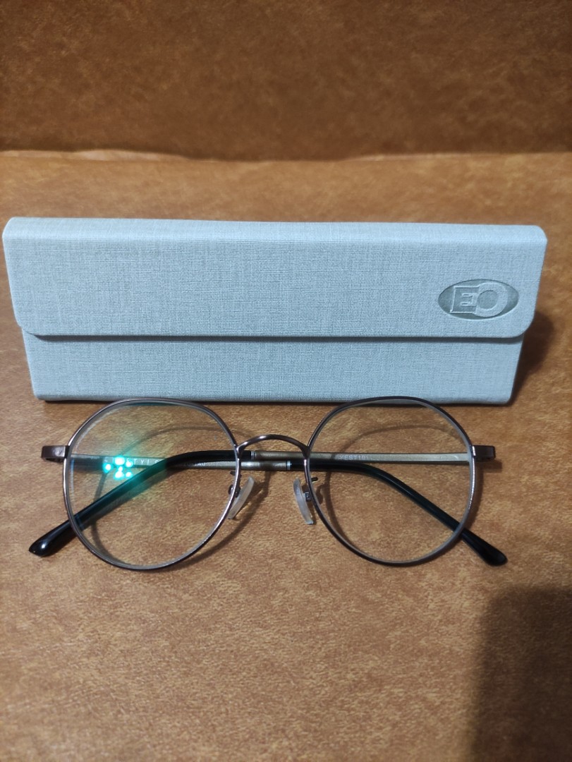 EO Eyeglasses with Grade and Transition, Men's Fashion, Watches