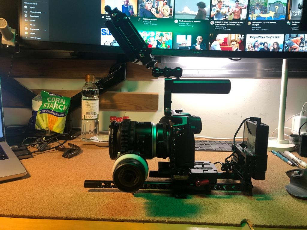 [ESR Rental] Mini Canon Eos R Rig, Photography, Video Cameras on Carousell
