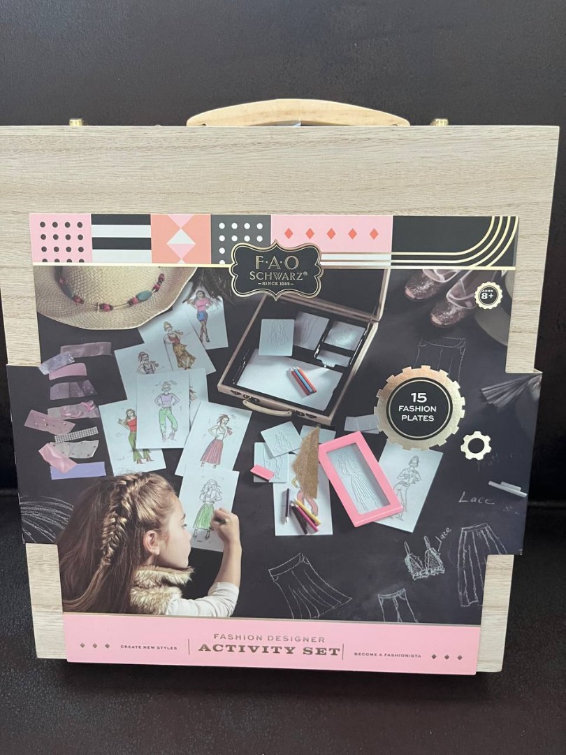 Fao schwarz fashion designer activity shop set