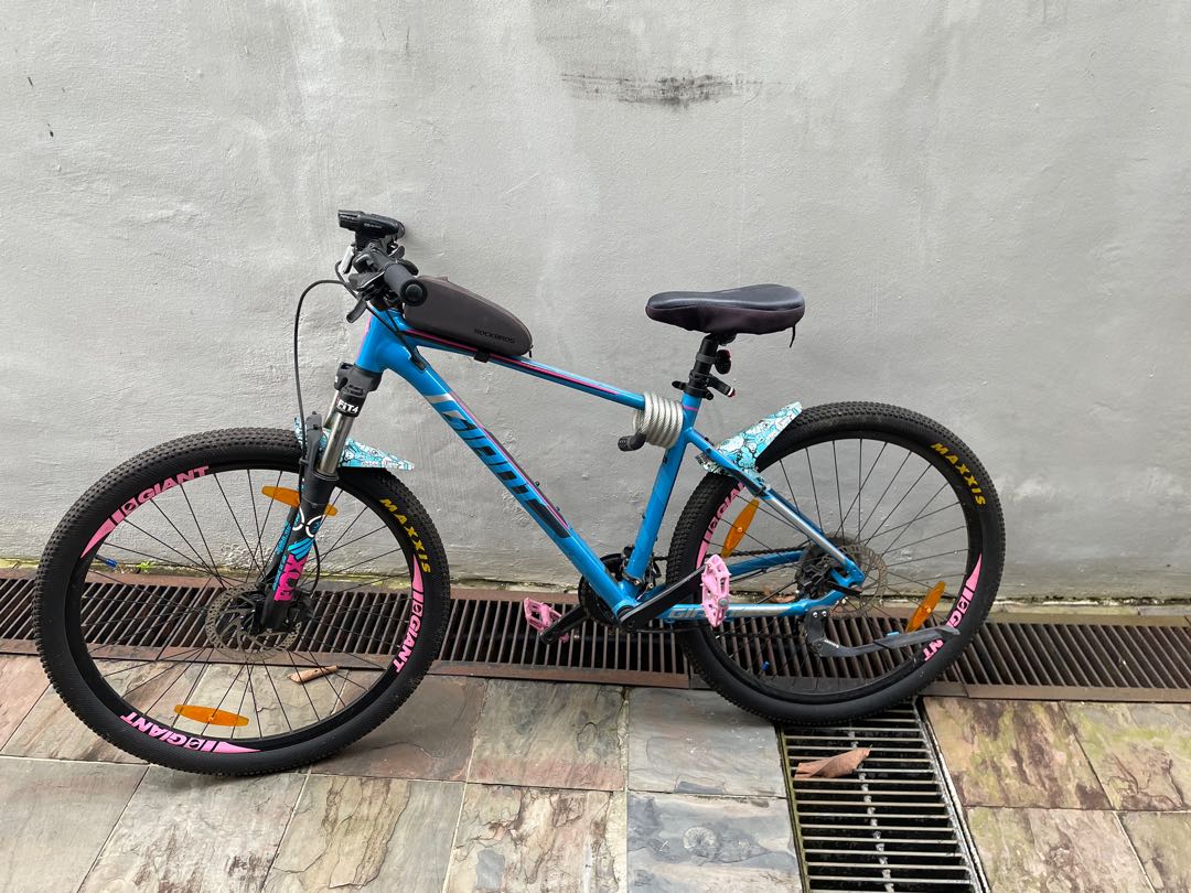 Giant Atx (medium, 27.5), Sports 