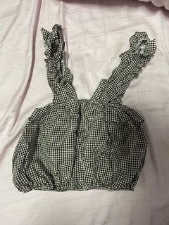 (Category: ) located in . Submitted by thewardrobespace (Listing ID 1158973795, Image 1). Description: .