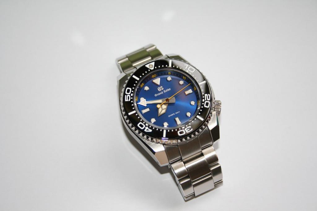 Grand Seiko SBGX337, Luxury, Watches on Carousell