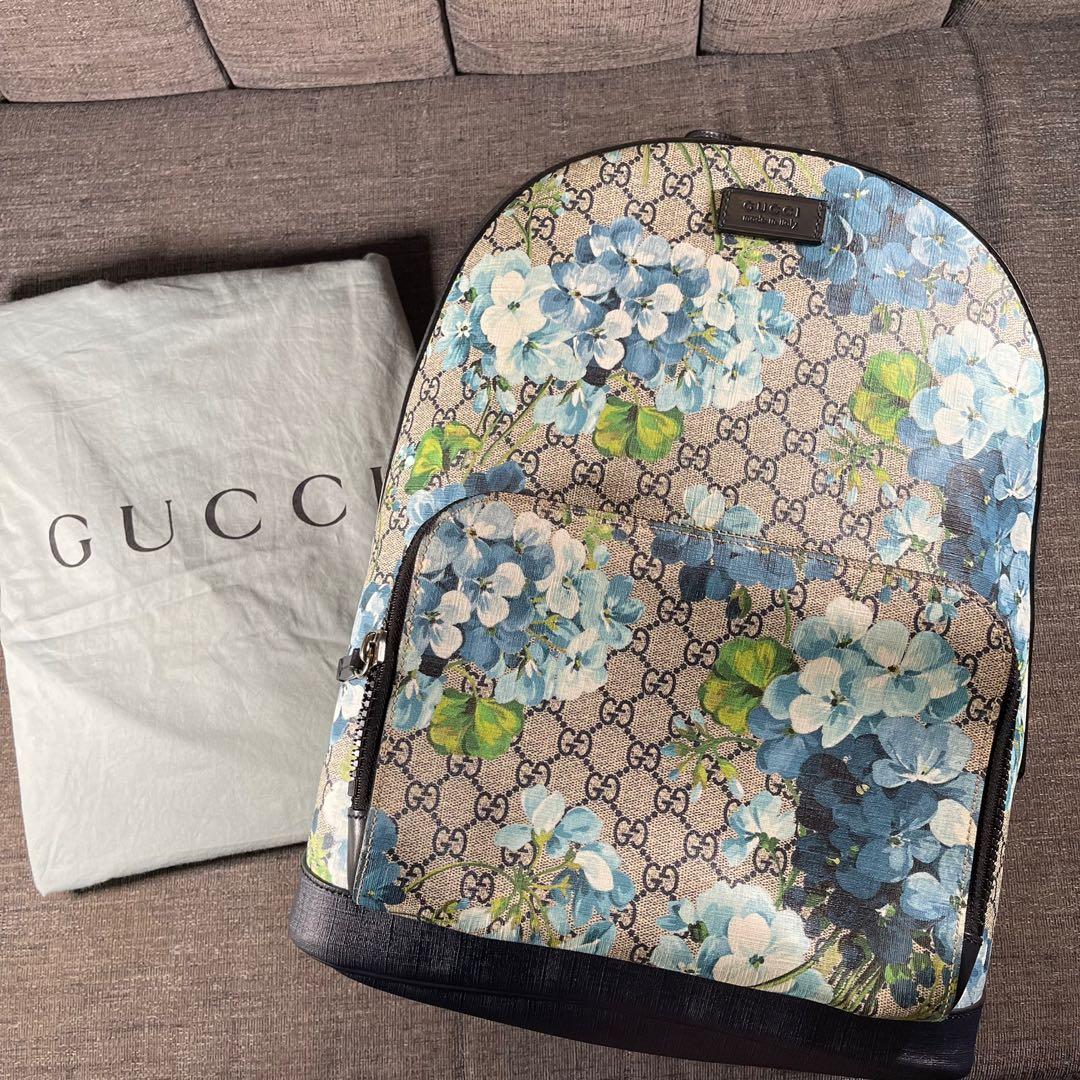 Gucci blooms large gg supreme GM (Category: Luxury Bags & Wallets) located in Quezon City. Submitted by ashleyortizzz (Listing ID 1158985201, Image 1). Description: 10/10 condition Dust bag only NO LOWBALLING. IF PRICE TOO HIGH FOR YOU, YOU CAN CHECK WITH OTHERS INSTEAD😊 .