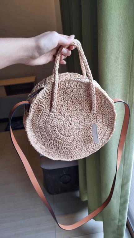 H M Round Paper Straw Bag beige Women s Fashion Bags Wallets Cross body Bags on Carousell