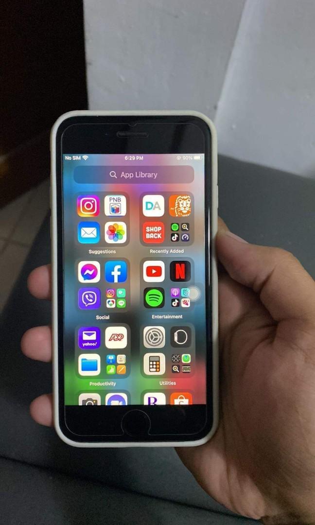IPHONE 8 64GB GLOBELOCKED (Category: iPhone 8 Series) located in Caloocan City. Submitted by ombretedaniellemariz.deer (Listing ID 1158874793, Image 3). Description: Iphone 8 64gb Globelocked 76battery health No issue Complete package same imie box. Open for swap Selling 8,500 negO NORTH CALOOCAN/FAIRVIEW MEET UP/PICK UP IWAS SCAM OPEN FOR DOOR TO DOOR DELIVERY ADD DF.