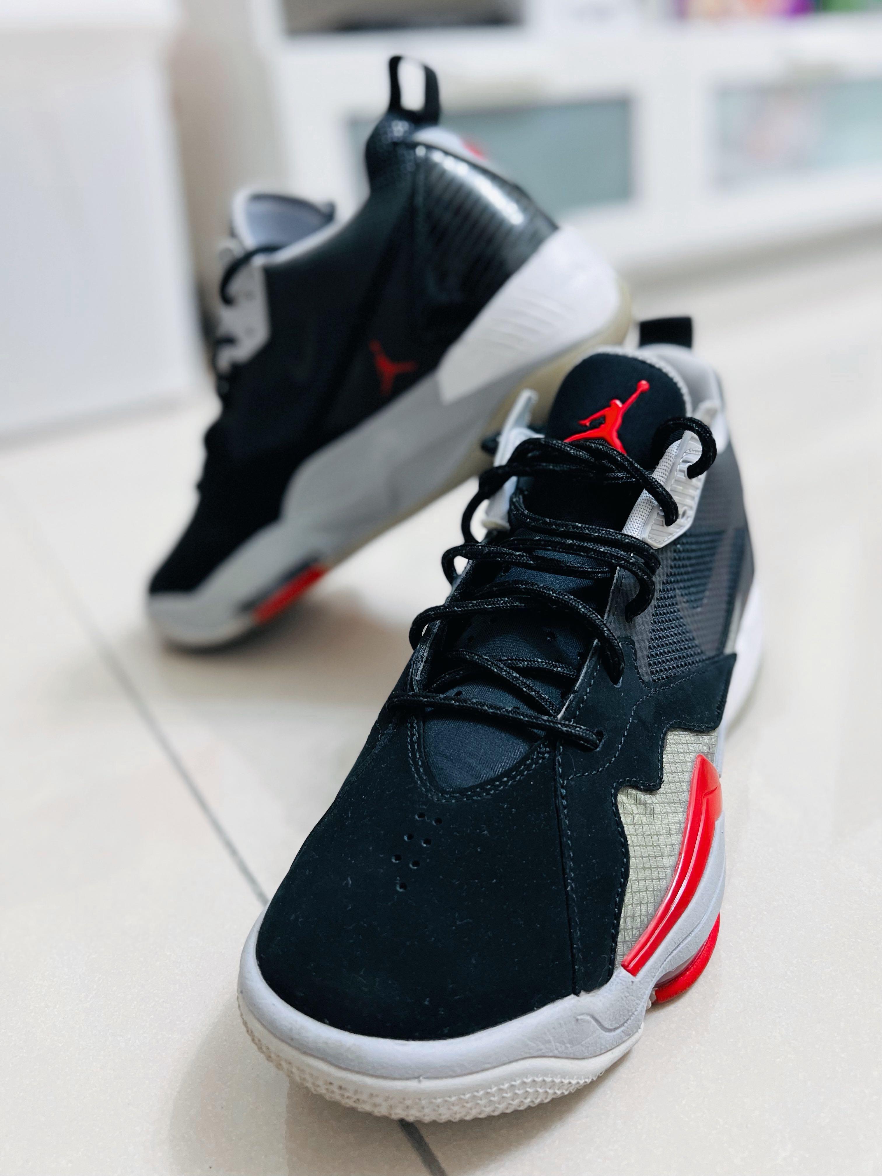 JORDAN ZOOM '92 Nike （附正版鞋盒）籃球鞋運動鞋氣墊避震喬丹球鞋黑灰CK9183001 大尺碼, 他的時尚, 鞋子在旋轉拍賣