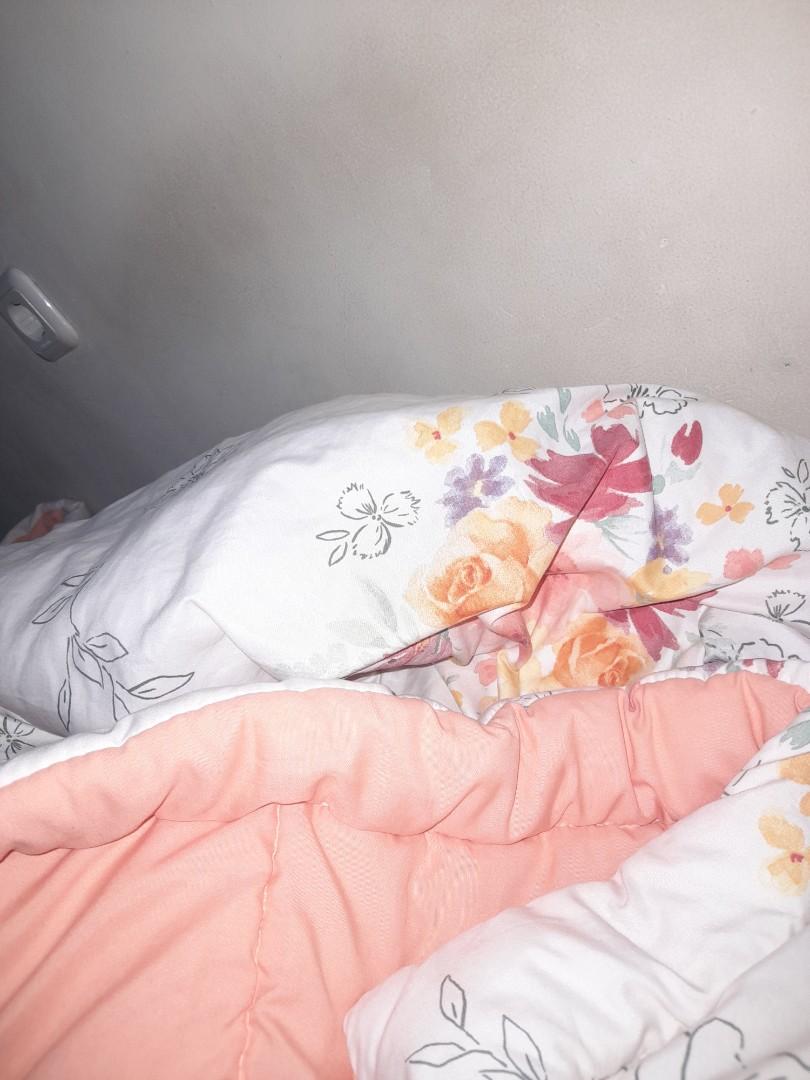 King Rabbit Bedcover Single (baru dipakai), Perabotan Rumah di Carousell