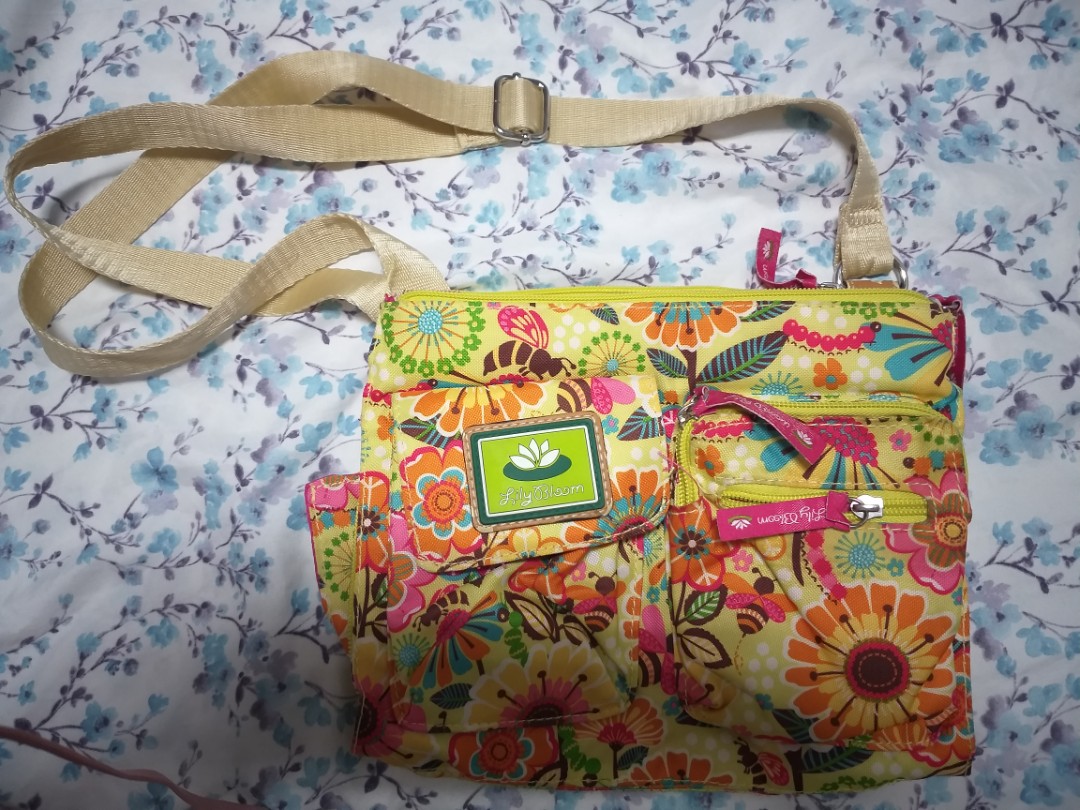 Lily bloom sling bag 2025