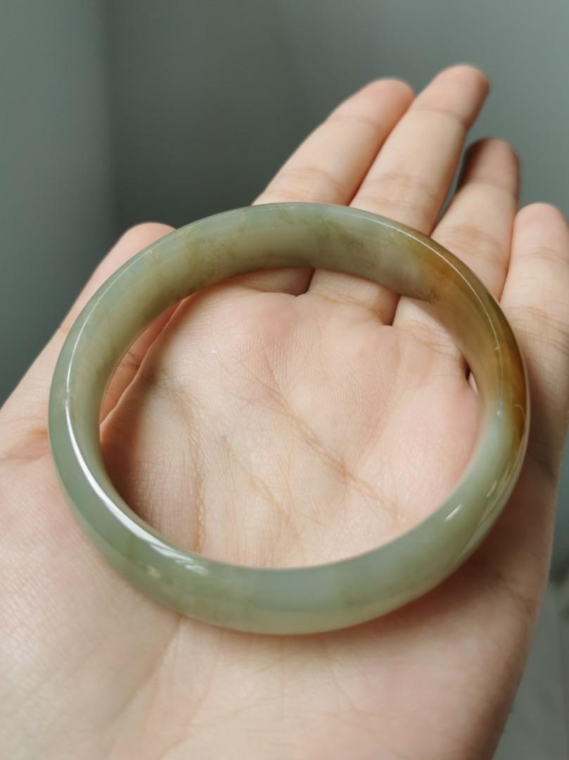 Red jade bangle best sale bracelet