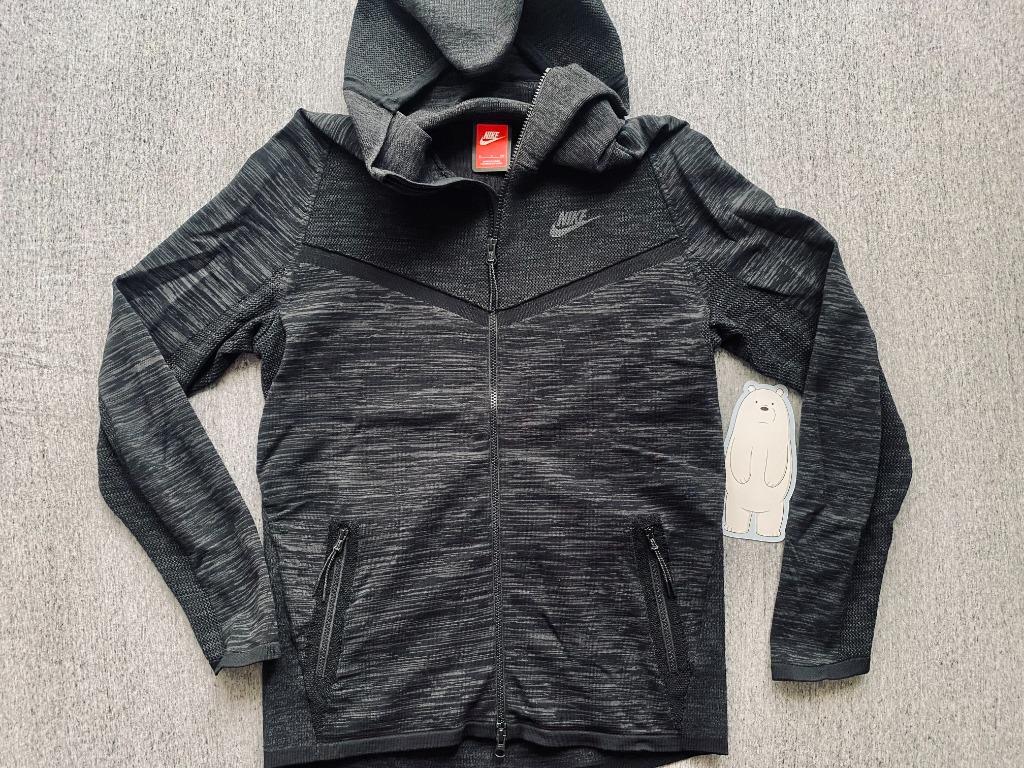 Nike tech knit windrunner jacket shop