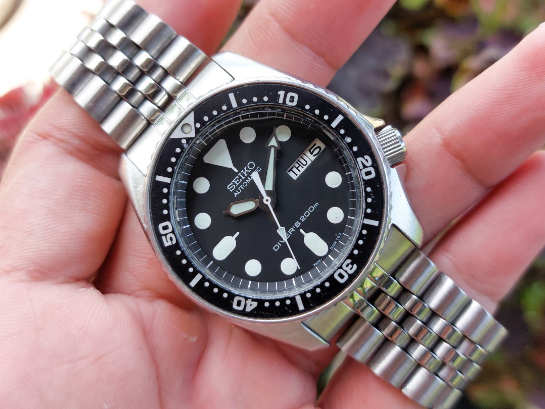 Seiko SKX013 Midsize Black Dialed Automatic Diver's Watch, Men's Fashion,  Watches & Accessories, Watches on Carousell