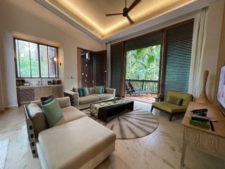 (Category: ) located in . Submitted by hotels0000 (Listing ID 1159019537, Image 1). Description: .