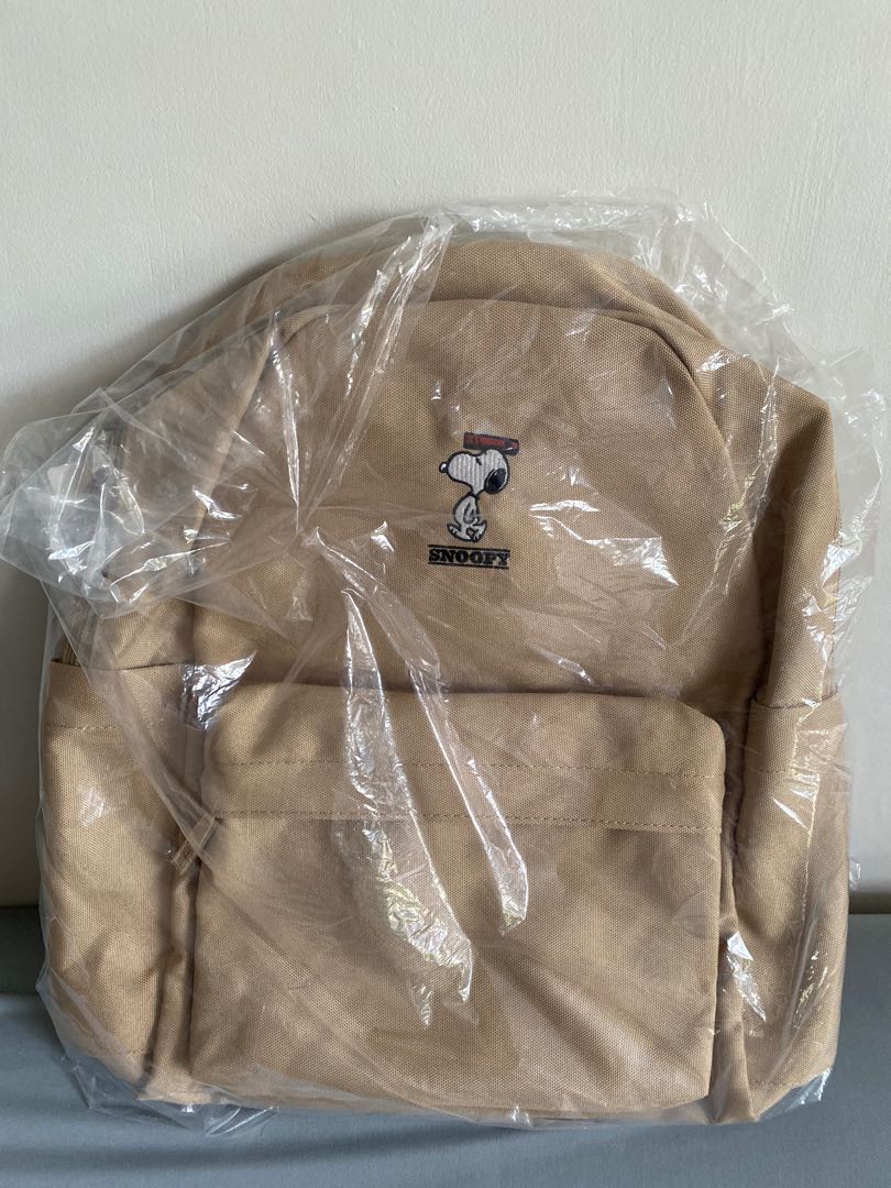 Uniqlo sales snoopy bag