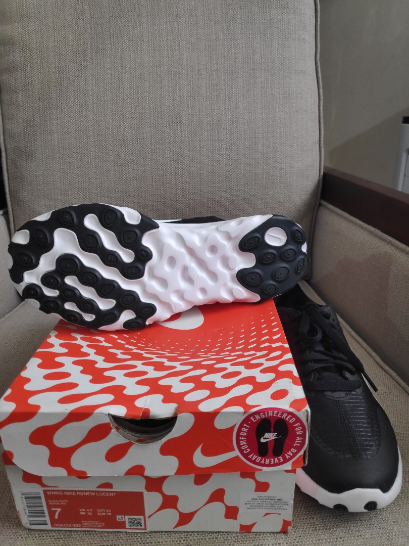 wmns nike renew lucent
