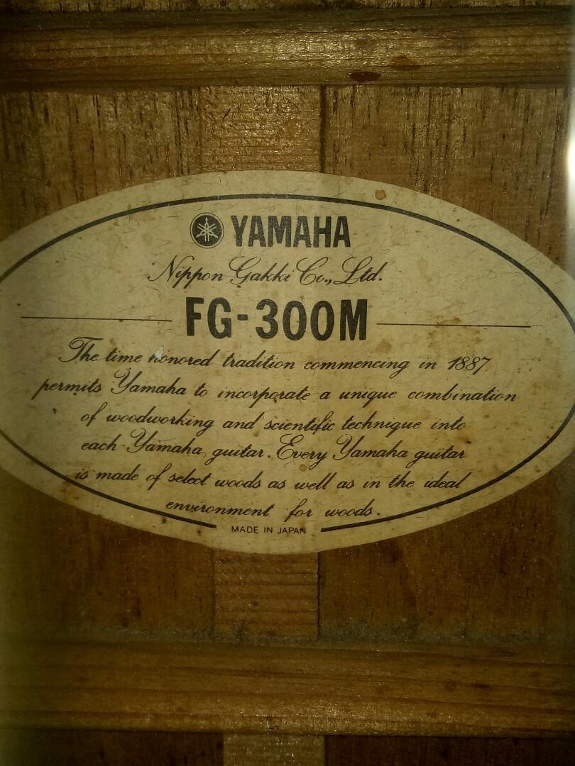 Yamaha FG300m vintage acoustic, Hobbies & Toys, Music & Media ...
