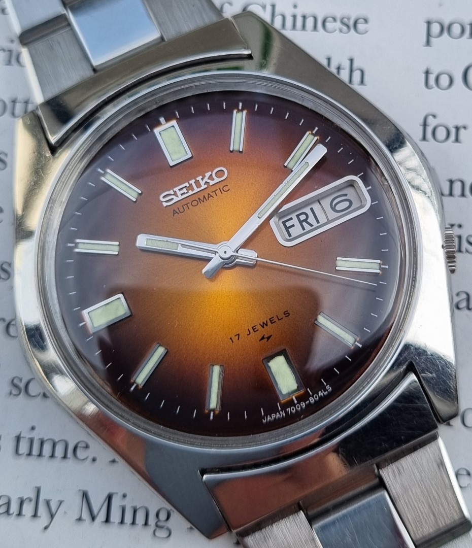 1976 all original Seiko 7009-8040 automatic mens watch in good working  condition, Men's Fashion, Watches & Accessories, Watches on Carousell