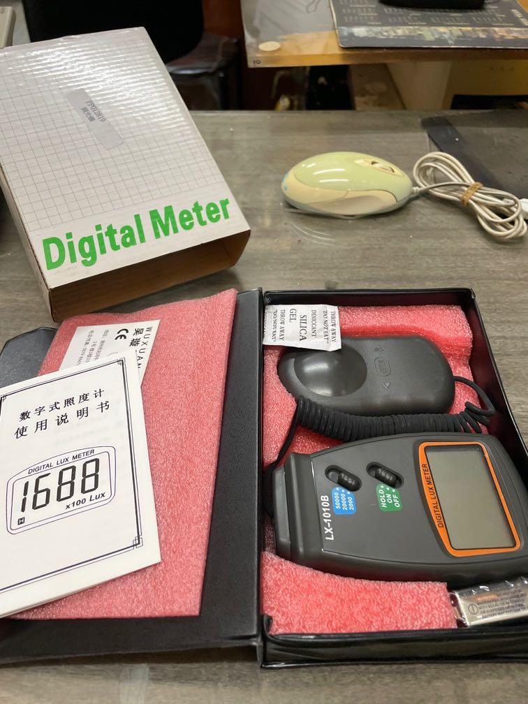 光度計測光儀照度計digital LUX meter, 其他, 其他- Carousell